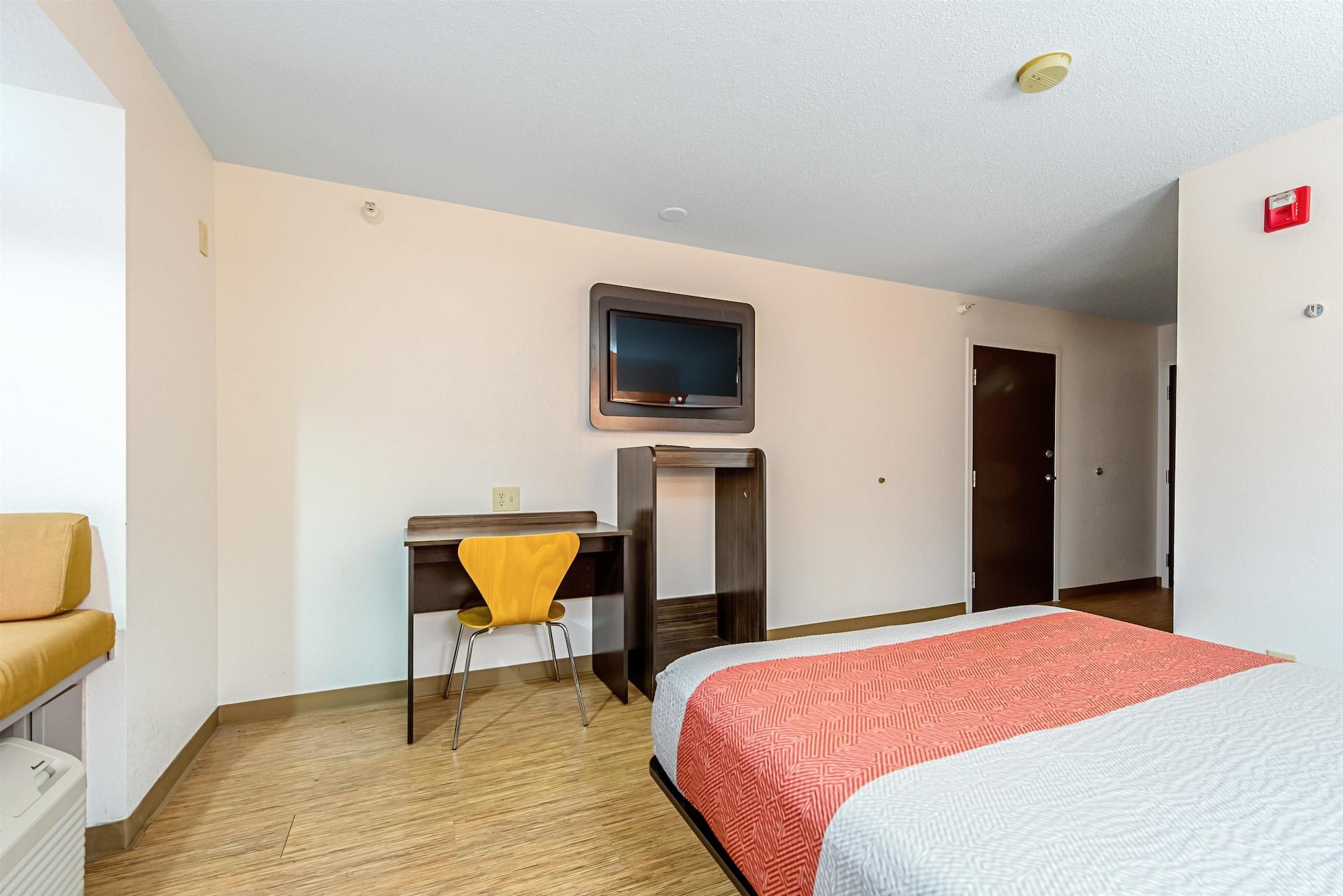 Motel 6 Indianapolis Carmel ภายนอก รูปภาพ