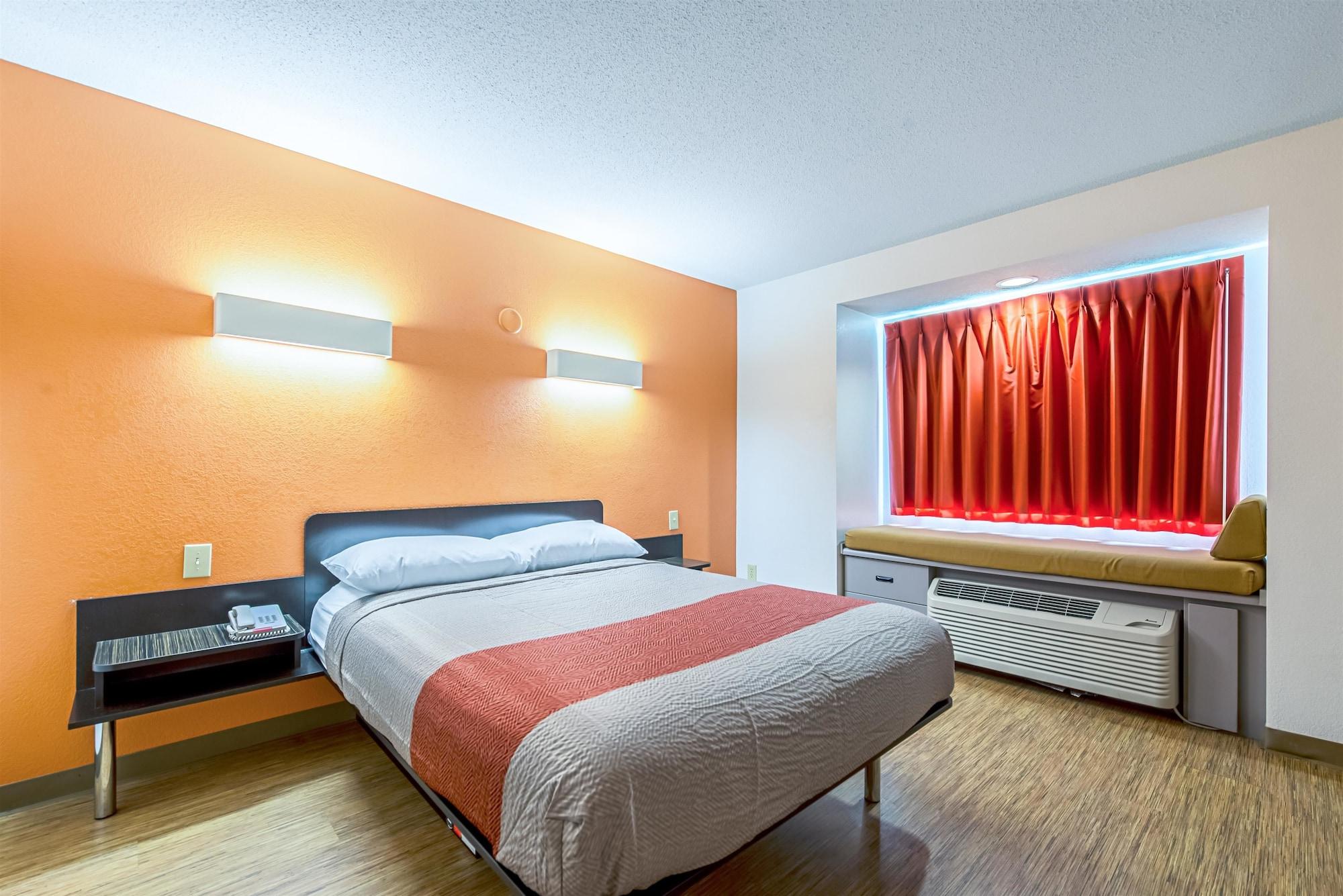 Motel 6 Indianapolis Carmel ภายนอก รูปภาพ