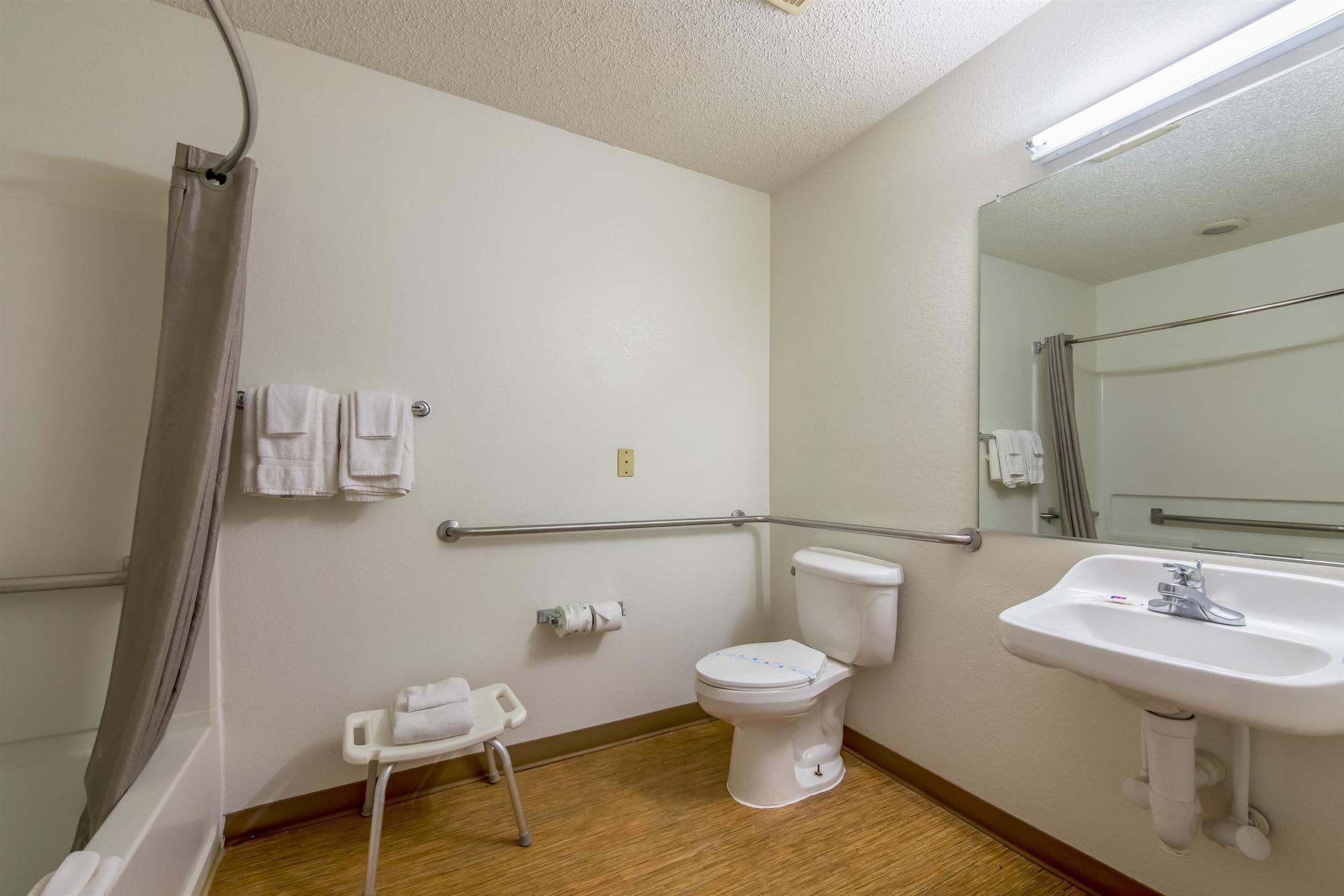 Motel 6 Indianapolis Carmel ภายนอก รูปภาพ