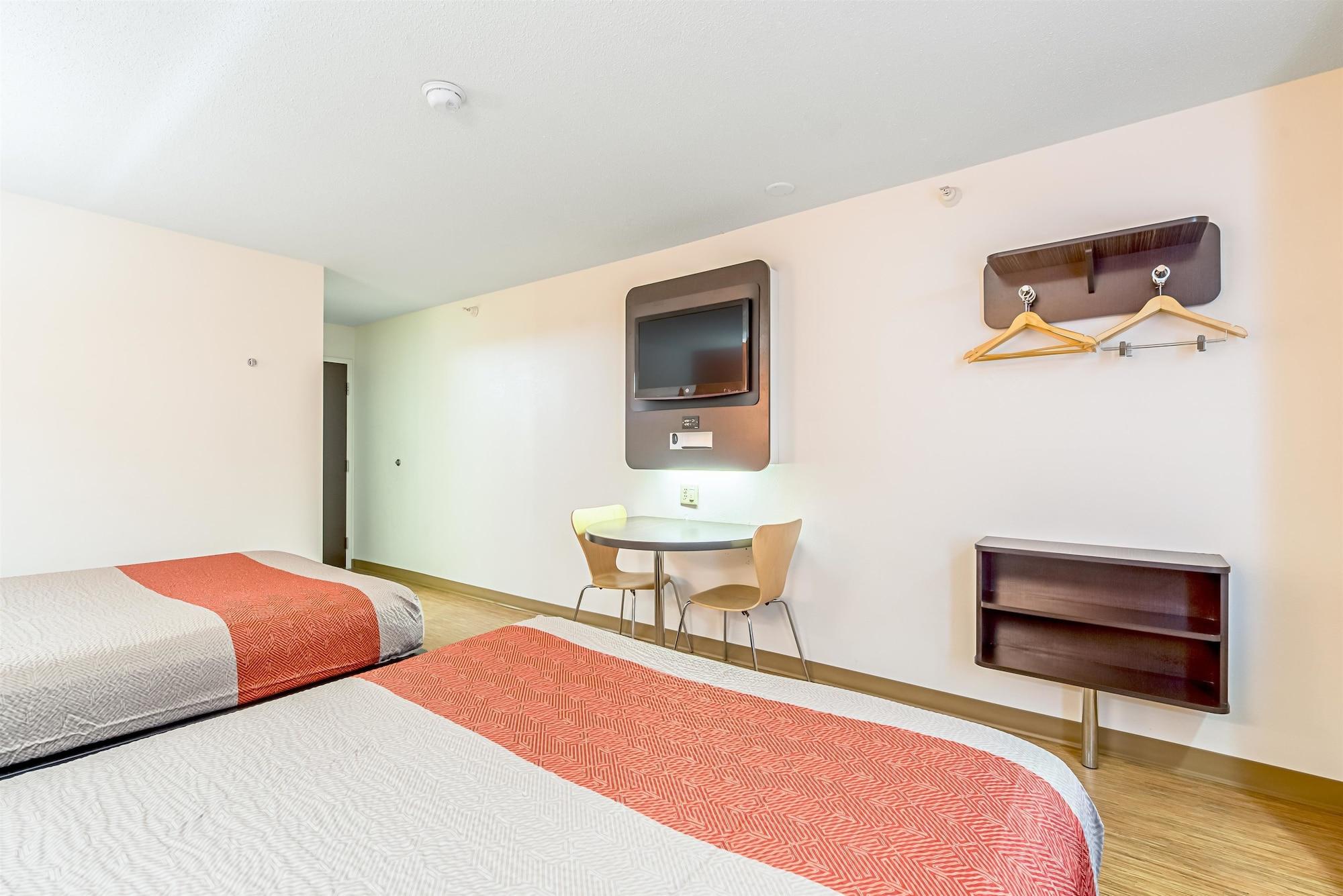 Motel 6 Indianapolis Carmel ภายนอก รูปภาพ
