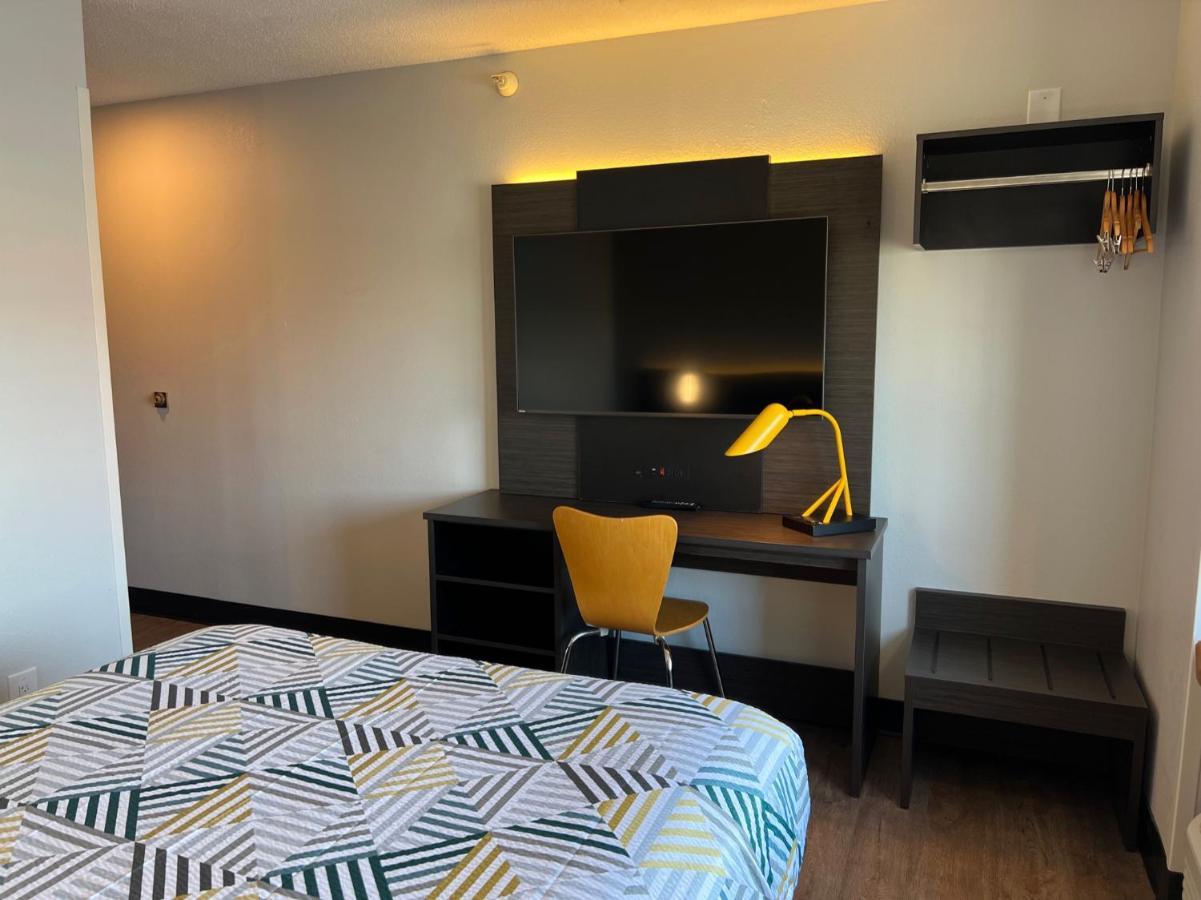 Motel 6 Indianapolis Carmel ภายนอก รูปภาพ
